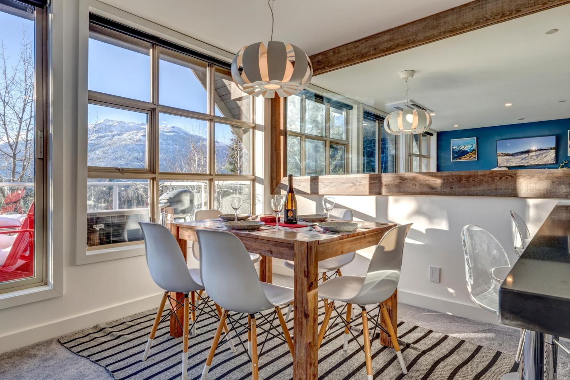 The Lookout Penthouse // A Luxe Suite In Whistler Dış mekan fotoğraf